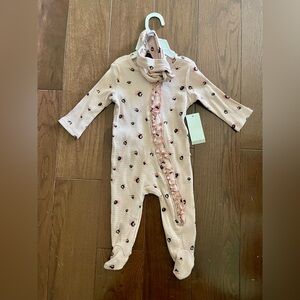 NWT Jessica Simpson Pink Footie